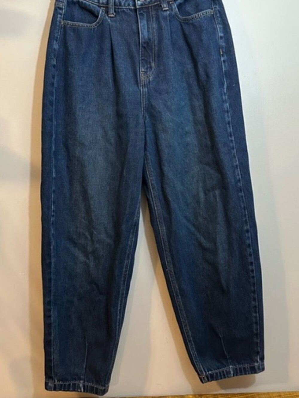 Jeans Dark Wash Balloon Style